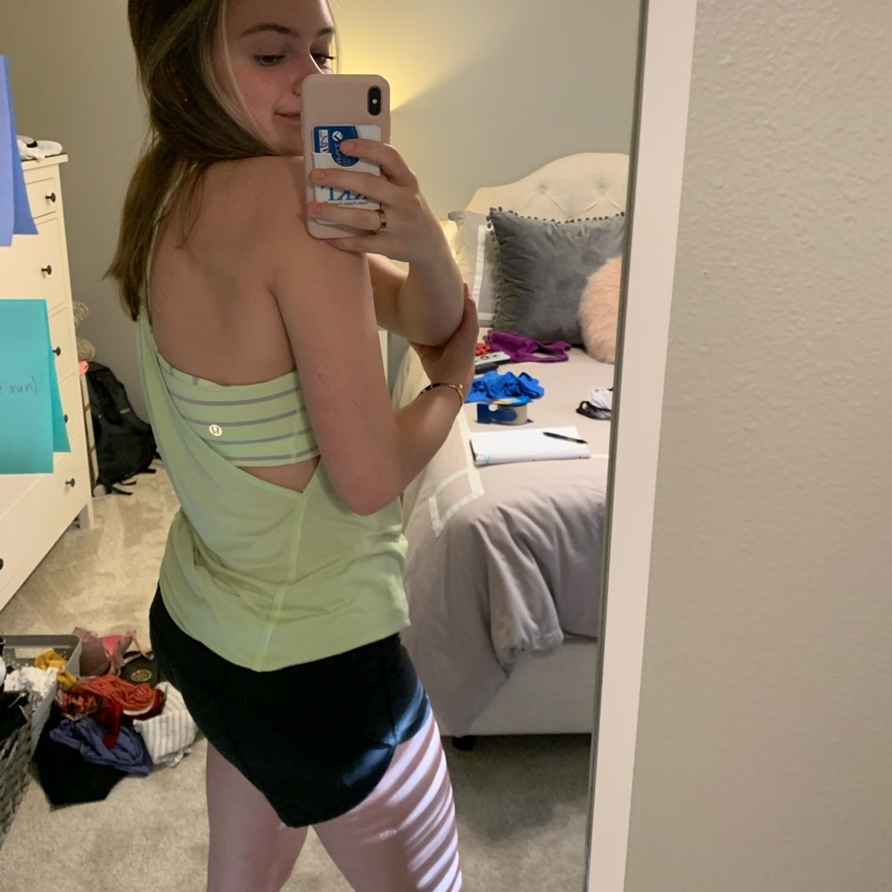 LULU LEMON BUILT IN BRA TANK
